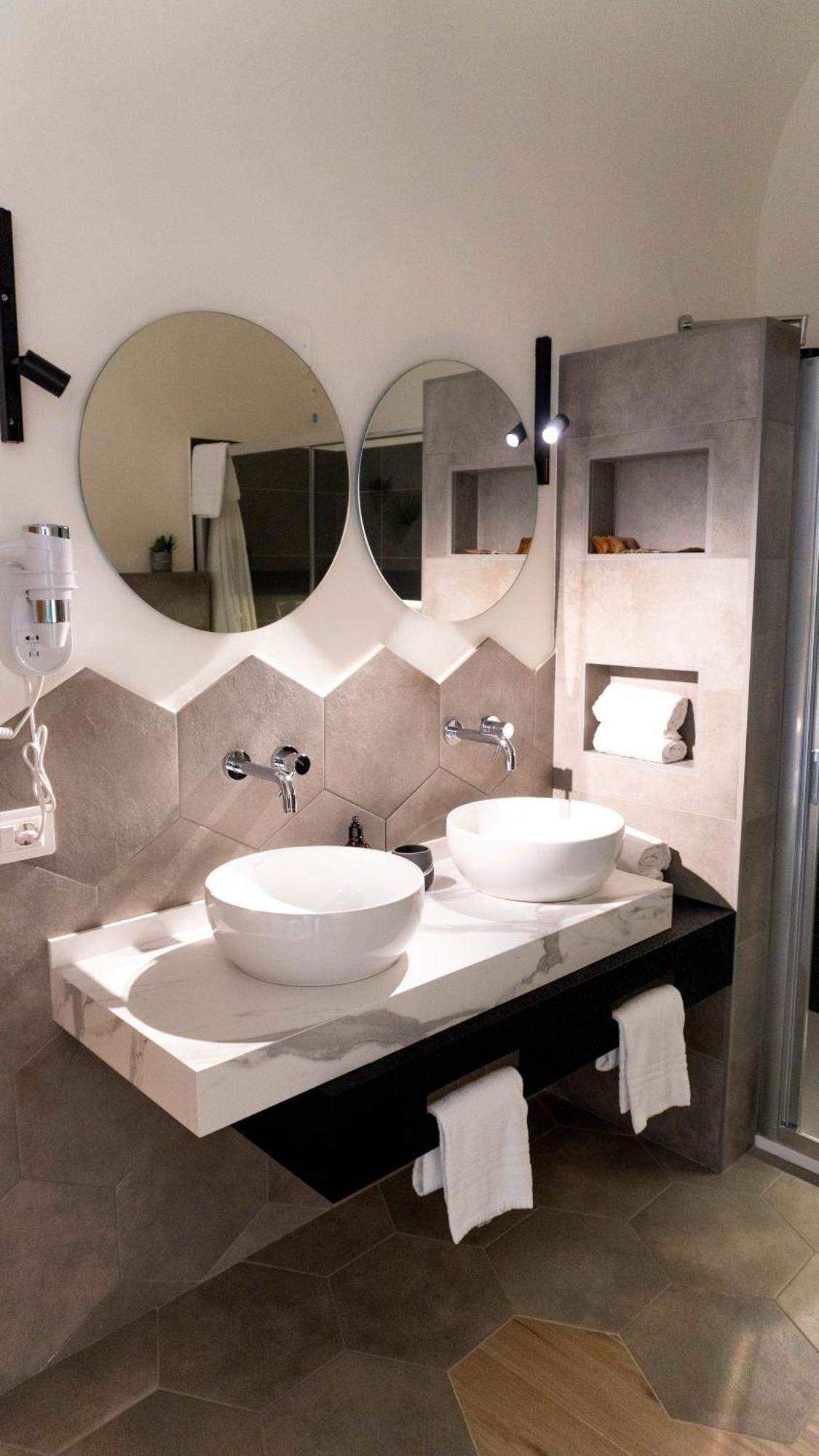 Notti D'Autore Suites Катания Экстерьер фото