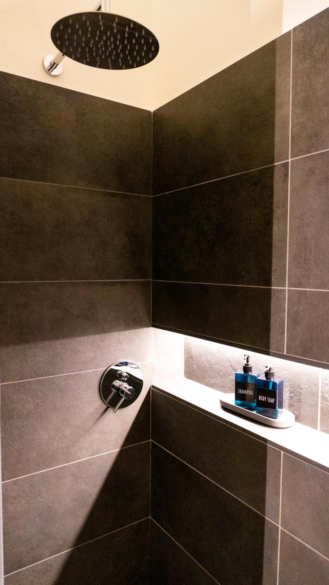 Notti D'Autore Suites Катания Экстерьер фото